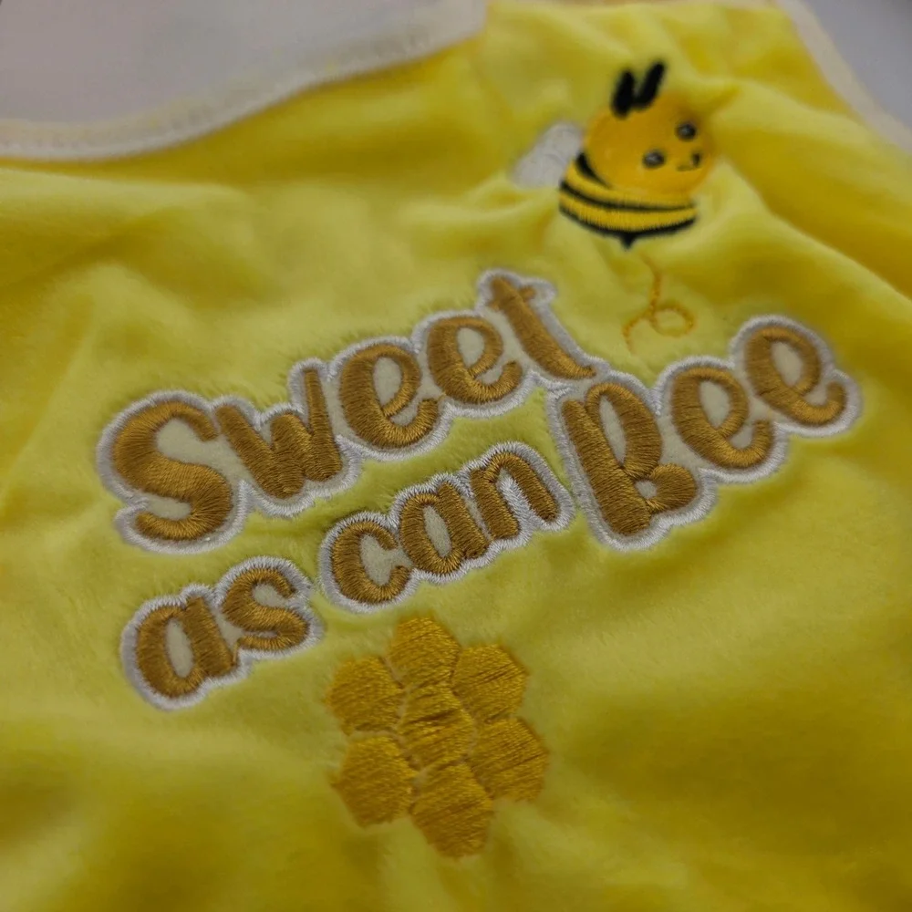 Parent's Choice Baby Swaddle and Beanie Set with Bib‎ 2-Piece Bunny New